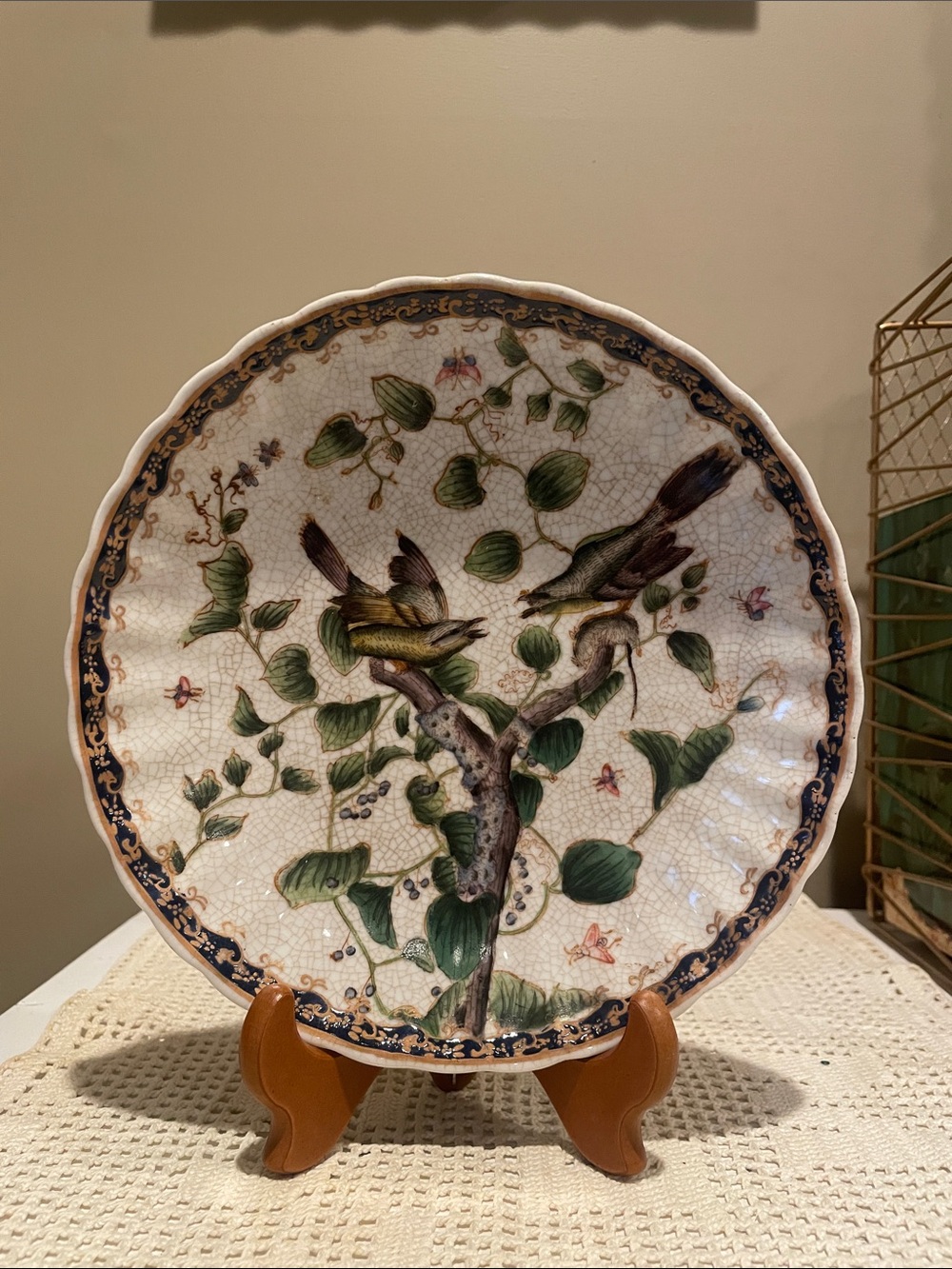 Vintage “Hua Ping Tang Zhi” Chinese porcelain plate